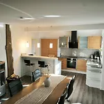 Tor Zum Saueland Mit Sauna Und Whirlpool Apartmán
